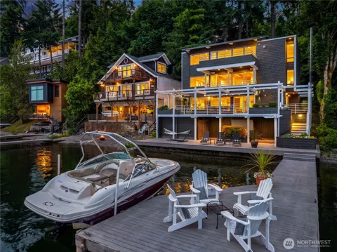 2240 W Lake Sammamish Pkwy NE