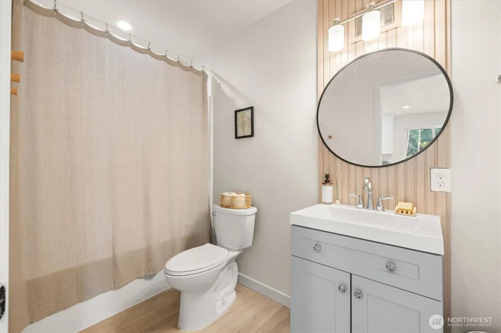 211 W Oak Street Yacolt, WA 98675