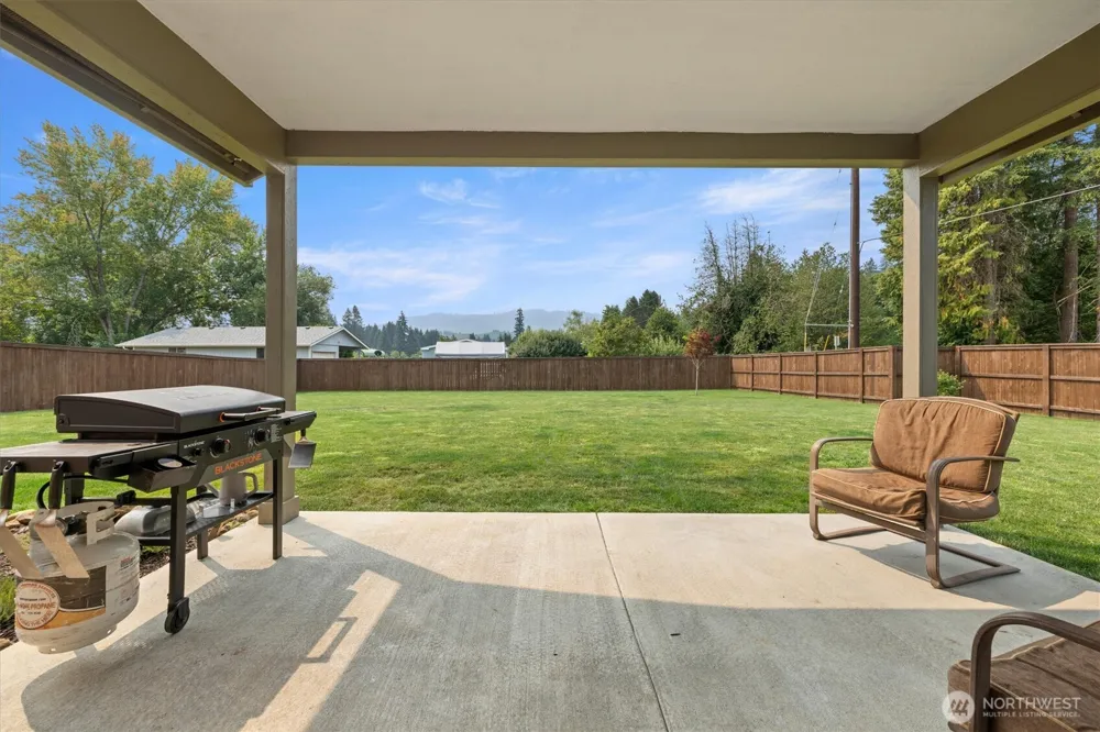 211 W Oak Street Yacolt, WA 98675
