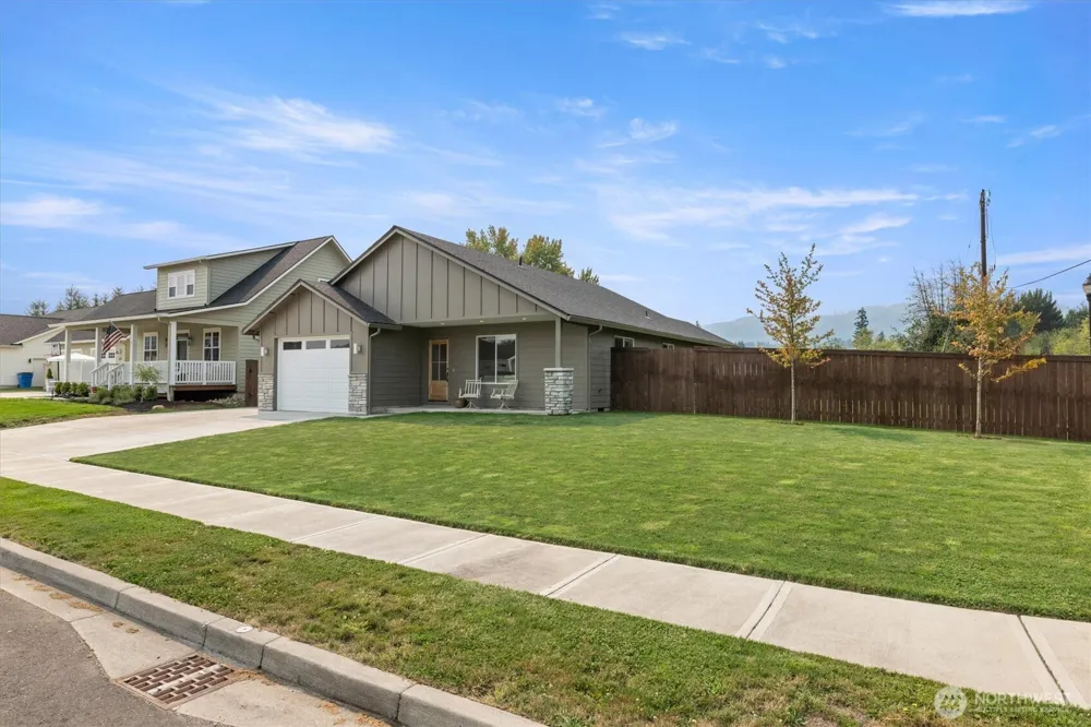 211 W Oak Street Yacolt, WA 98675