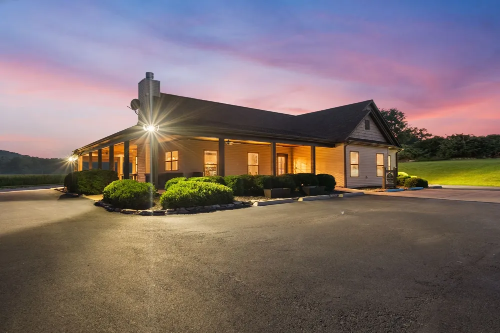 2942 Newman Rd Ardmore, TN 38449