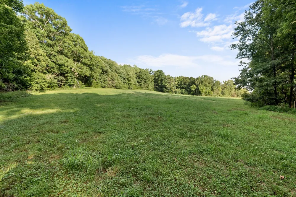 2942 Newman Rd Ardmore, TN 38449