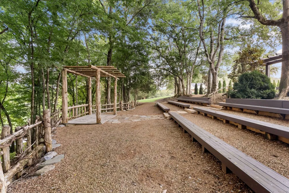 2942 Newman Rd Ardmore, TN 38449