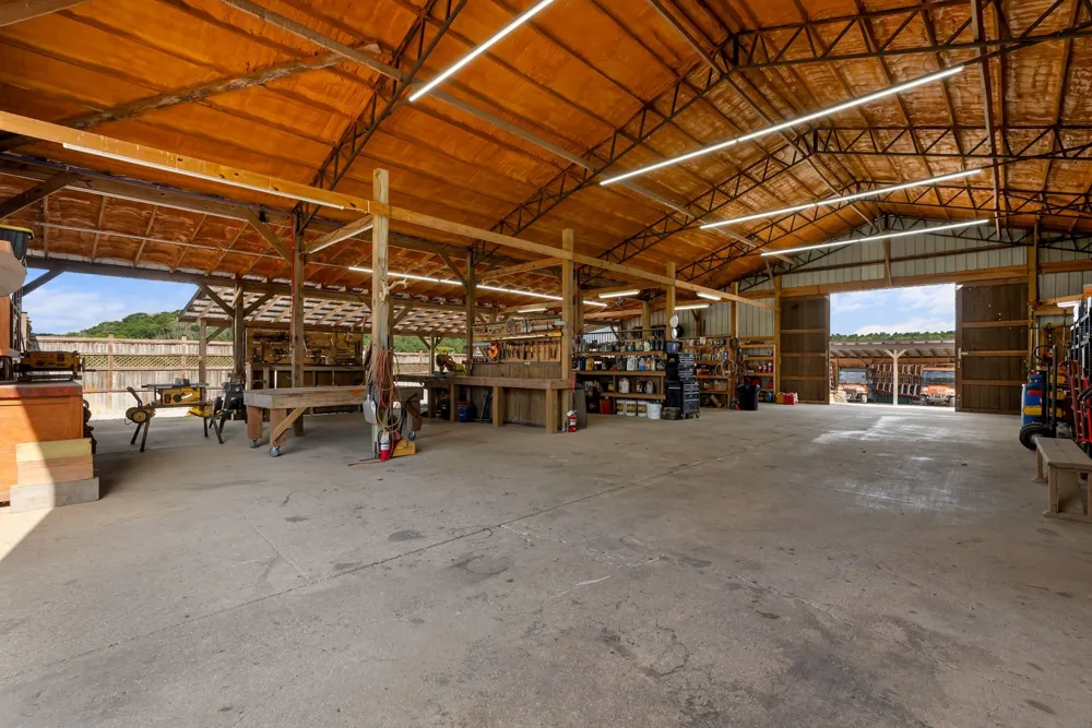 2942 Newman Rd Ardmore, TN 38449