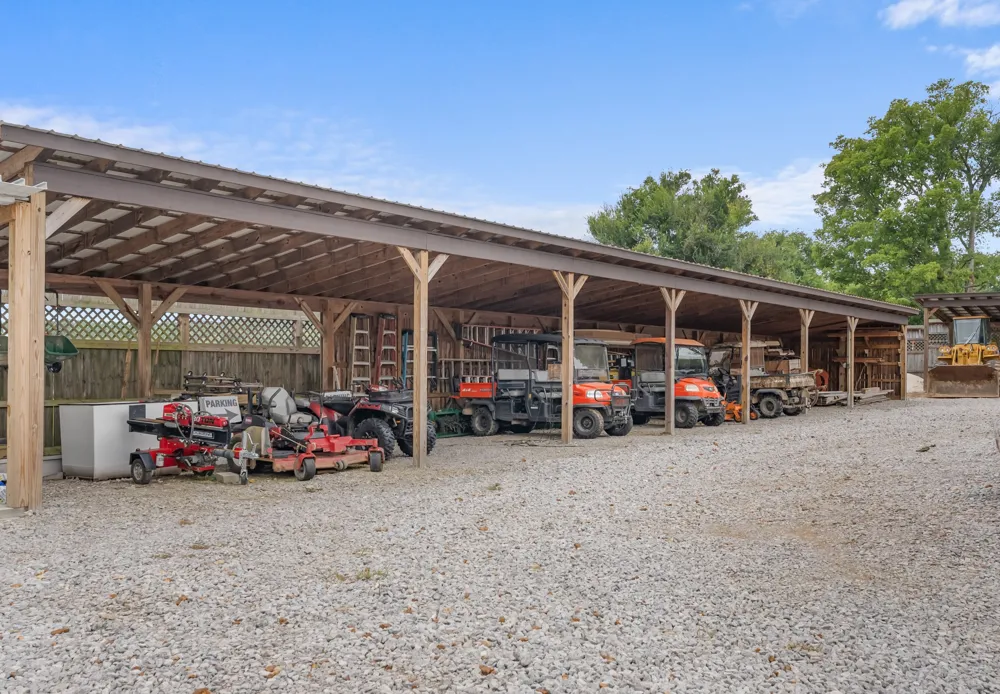2942 Newman Rd Ardmore, TN 38449