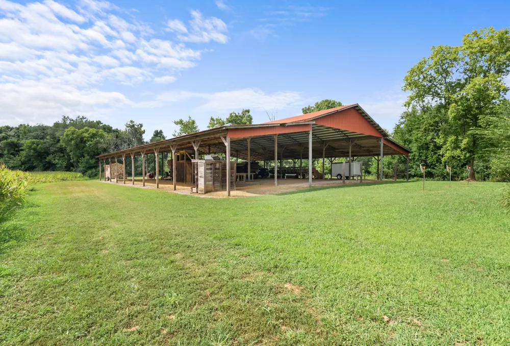 2942 Newman Rd Ardmore, TN 38449