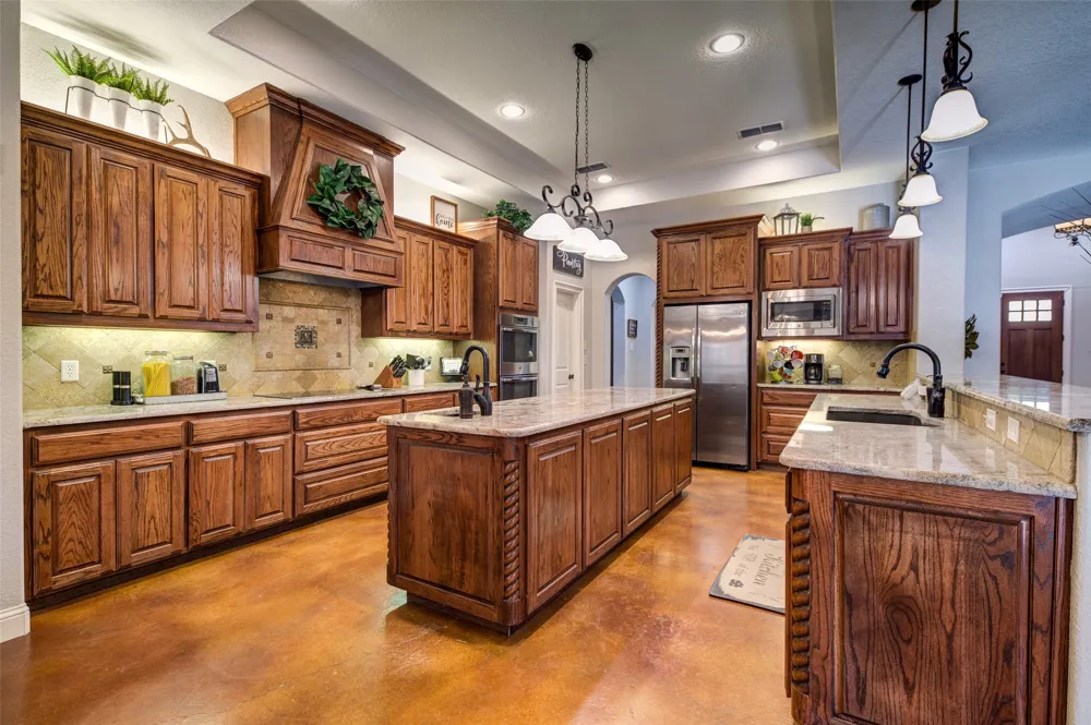 9199 Farm to Market 1810 Chico, TX 76431