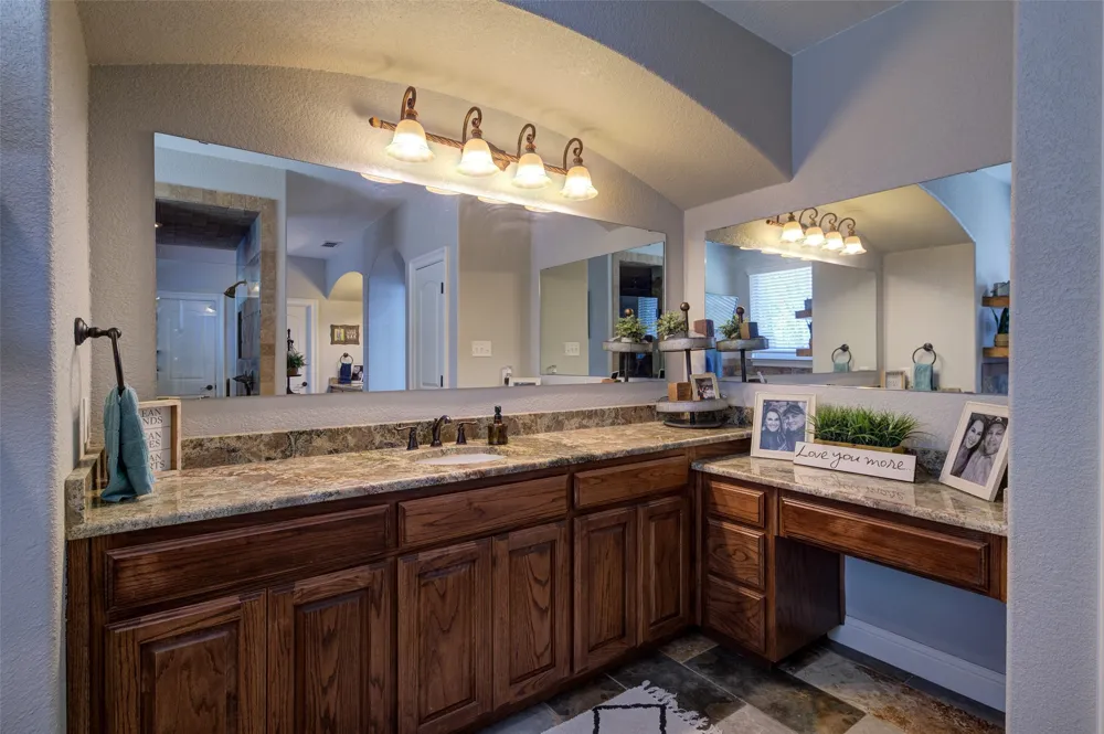 9199 Farm to Market 1810 Chico, TX 76431
