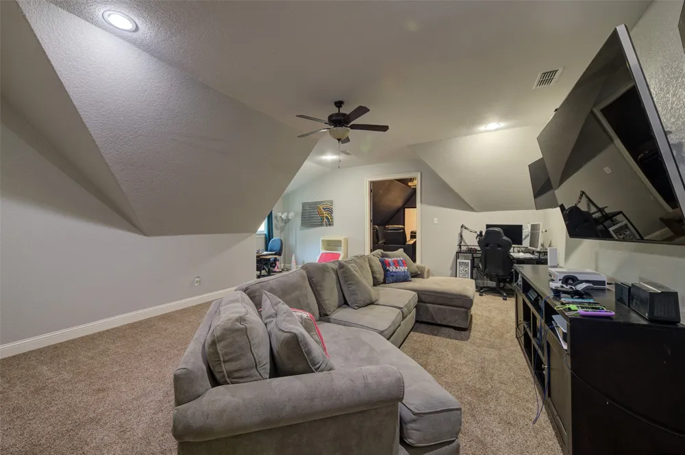 9199 Farm to Market 1810 Chico, TX 76431
