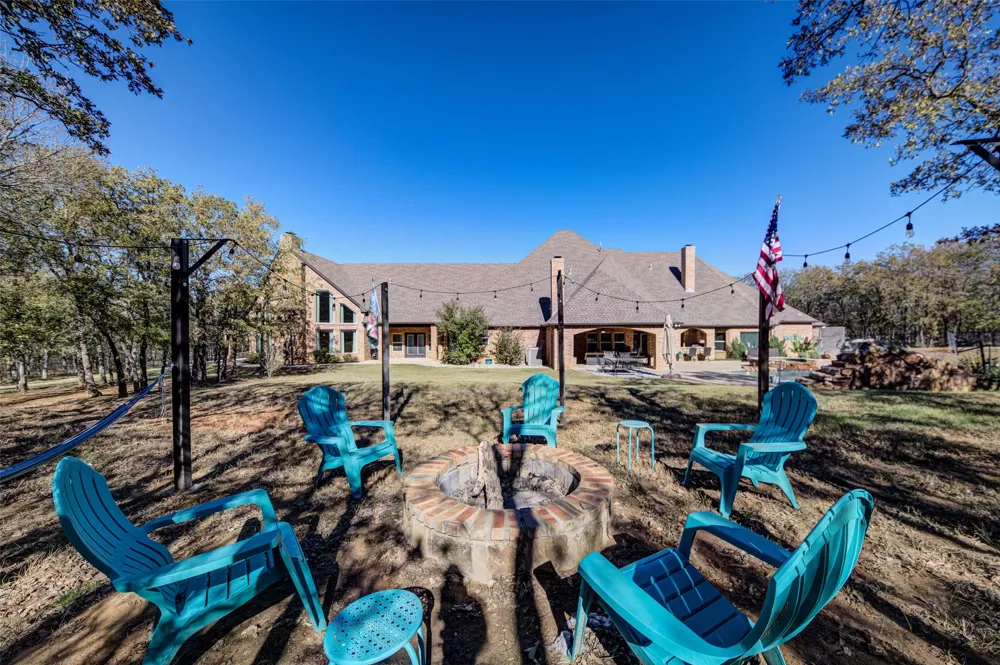 9199 Farm to Market 1810 Chico, TX 76431