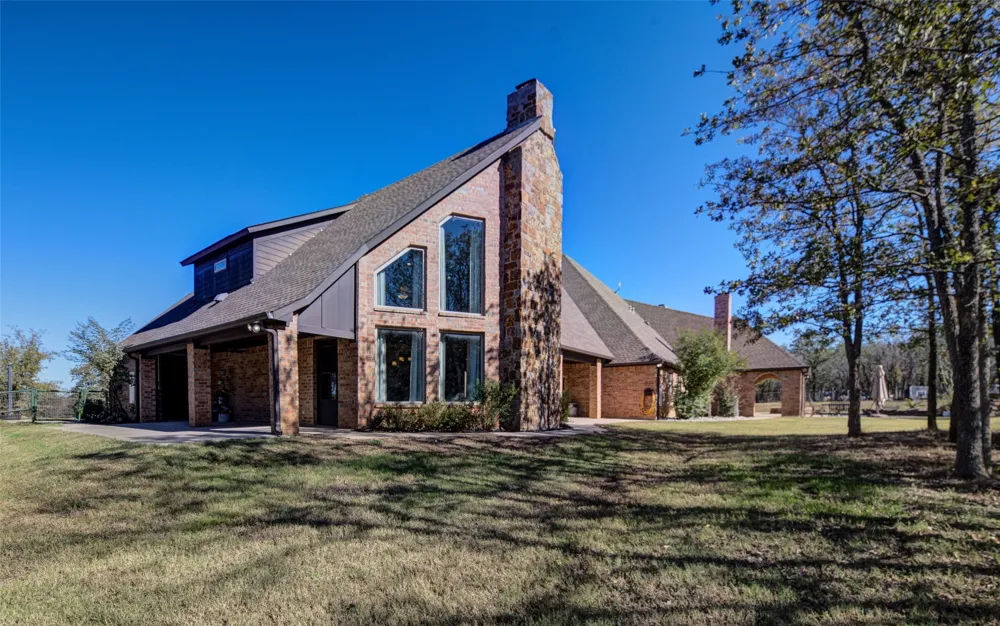 9199 Farm to Market 1810 Chico, TX 76431