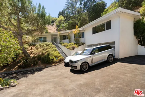 9659 Cedarbrook Drive