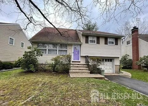 70 BEVERLY ROAD