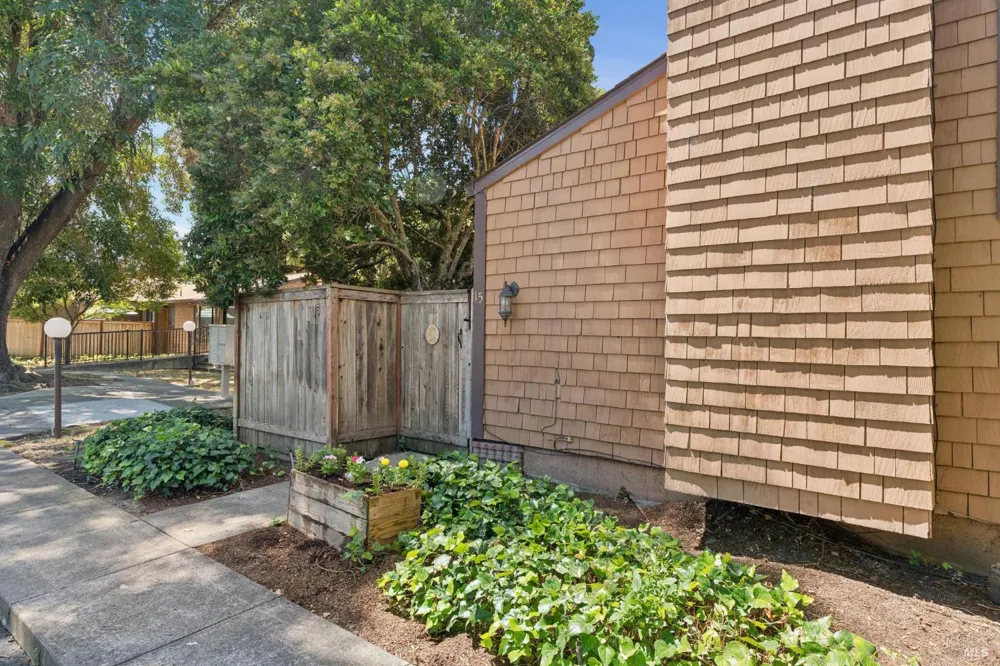850 E Cotati Avenue ##15 Cotati, CA 94931