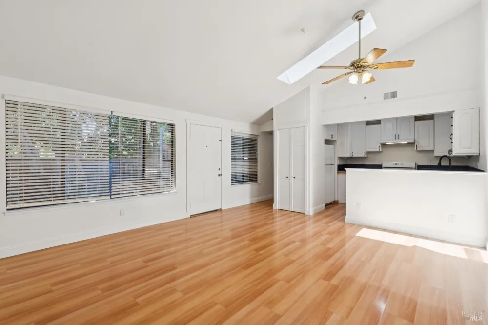 850 E Cotati Avenue ##15 Cotati, CA 94931