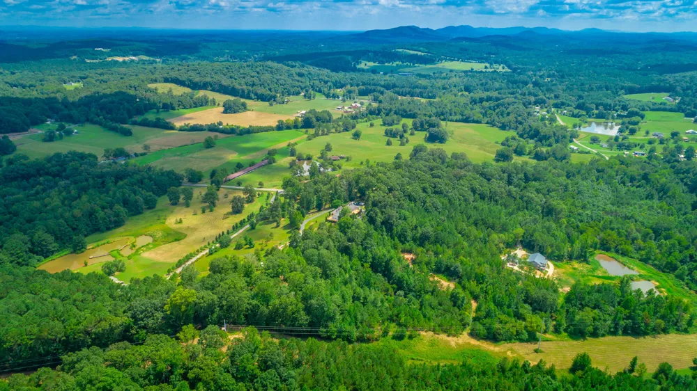 479 Cooper Road Tunnel Hill, GA 30755