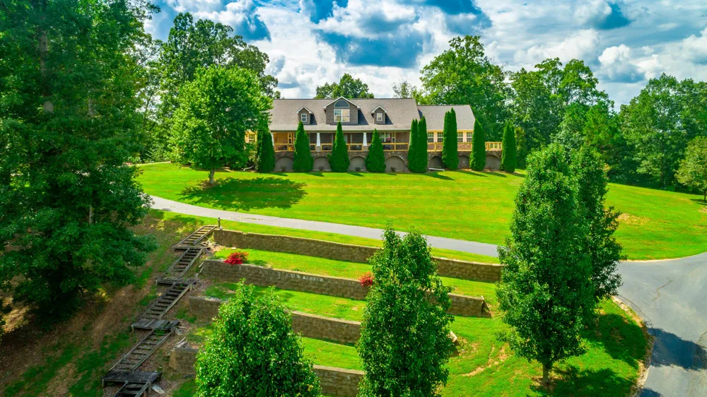 479 Cooper Road Tunnel Hill, GA 30755