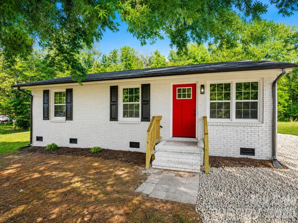 432 Springhill Drive Matthews, NC 28104