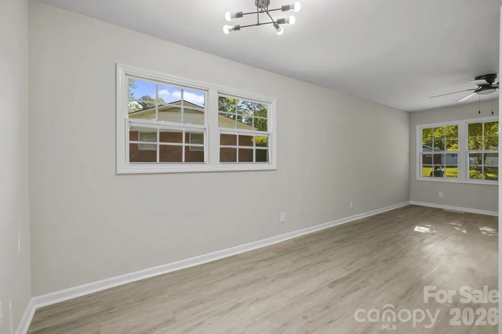 432 Springhill Drive Matthews, NC 28104
