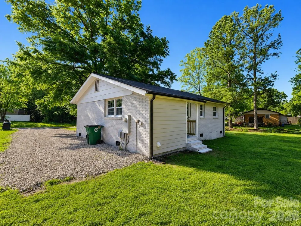 432 Springhill Drive Matthews, NC 28104
