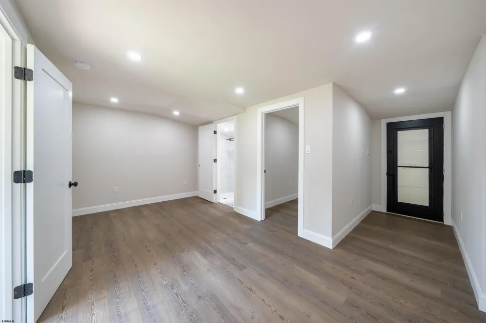 5904 Clover Leaf Dr Mays Landing, NJ 08330