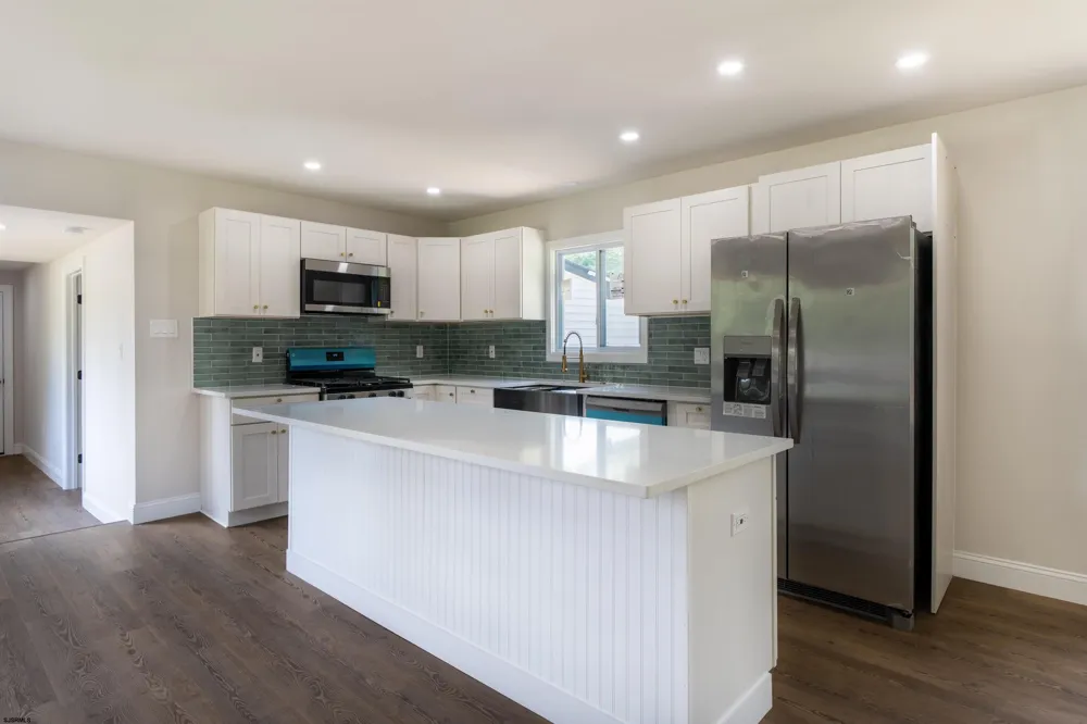 5904 Clover Leaf Dr Mays Landing, NJ 08330