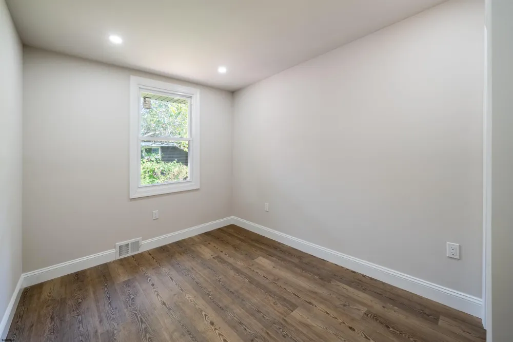 5904 Clover Leaf Dr Mays Landing, NJ 08330