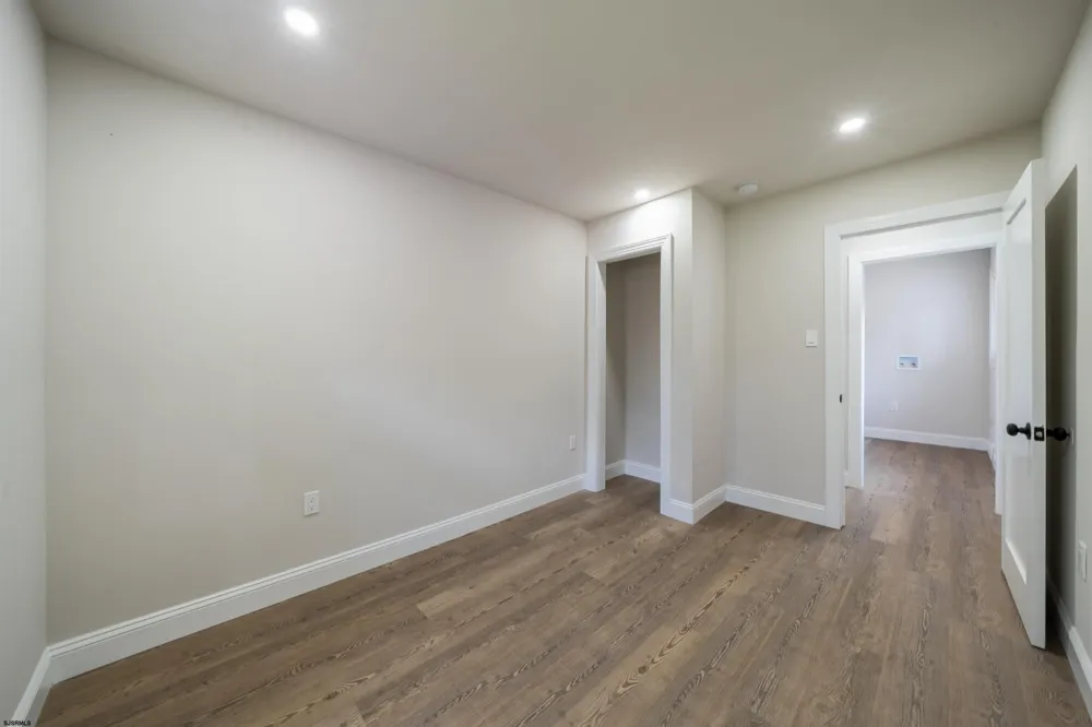 5904 Clover Leaf Dr Mays Landing, NJ 08330