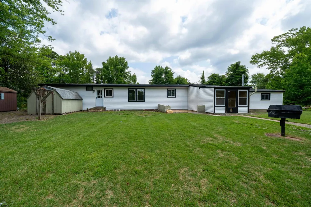 5904 Clover Leaf Dr Mays Landing, NJ 08330