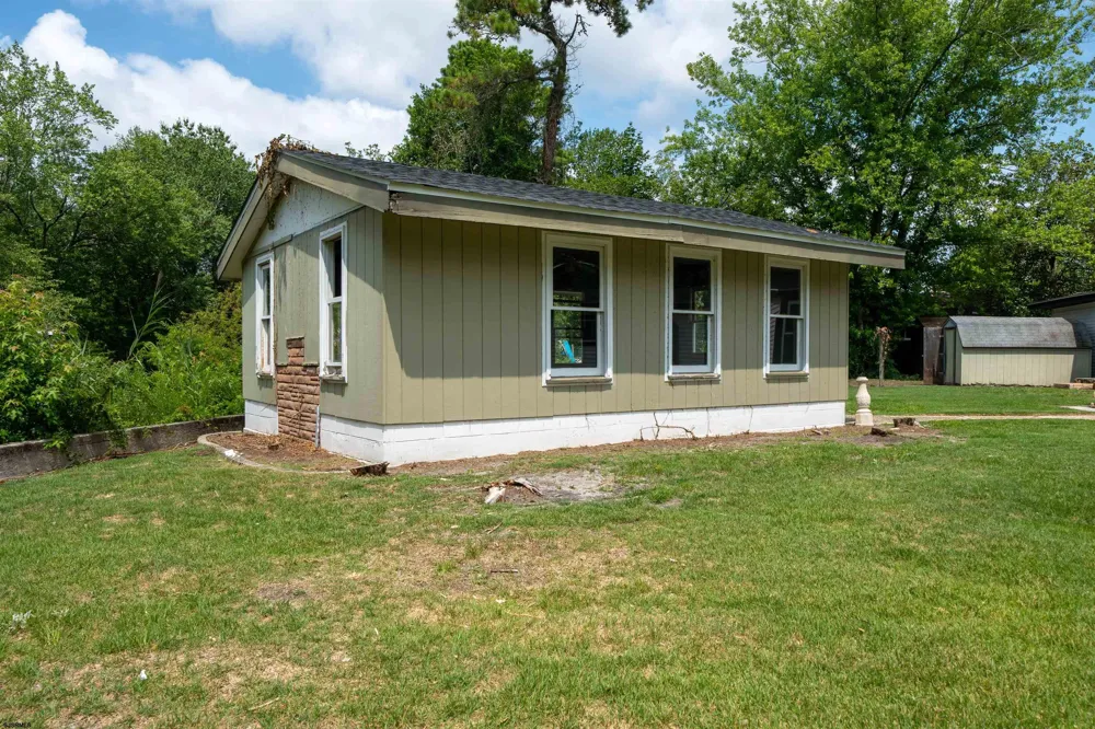 5904 Clover Leaf Dr Mays Landing, NJ 08330
