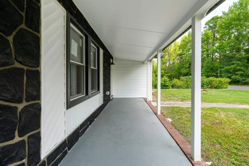 5904 Clover Leaf Dr Mays Landing, NJ 08330