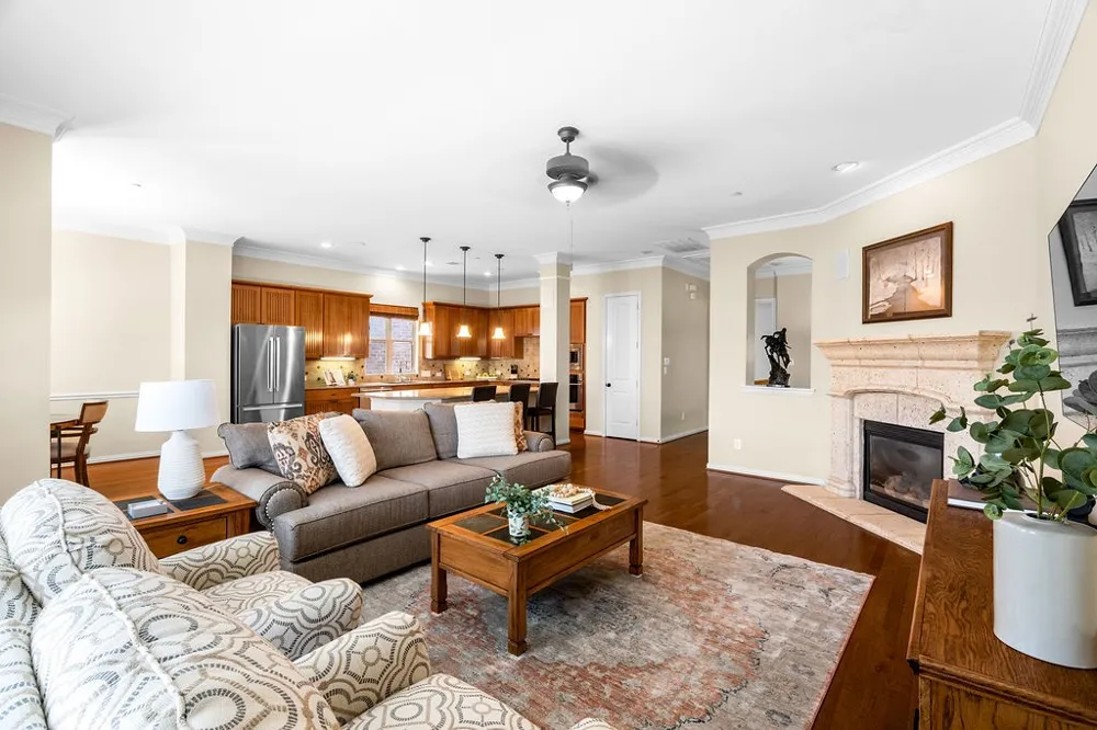 2225 Cameron Crossing Grapevine, TX 76051