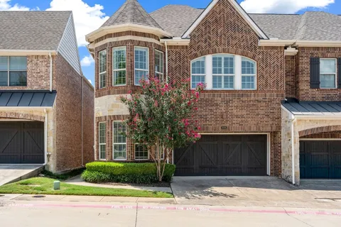 2225 Cameron Crossing