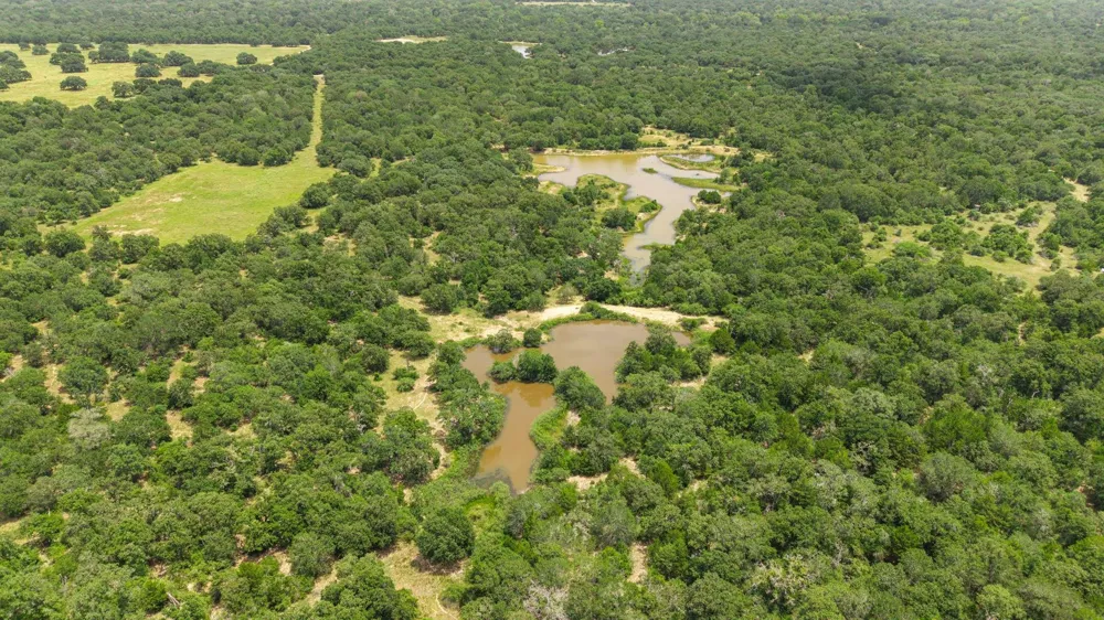 Cr 117/ Getty Texaco Rd Hallettsville, TX 77964