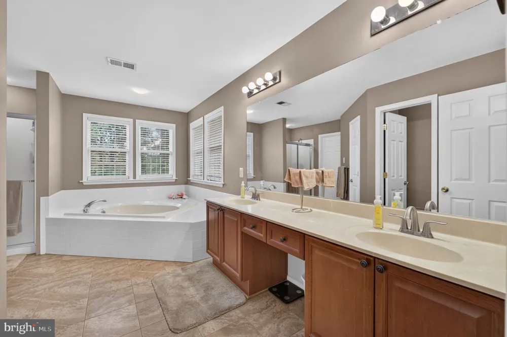 11636 SCOTT MORGAN LANE Lovettsville, VA 20180