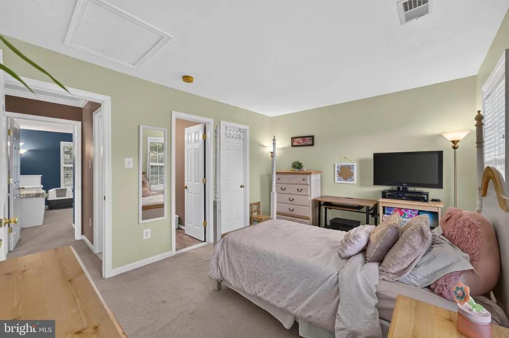 11636 SCOTT MORGAN LANE Lovettsville, VA 20180