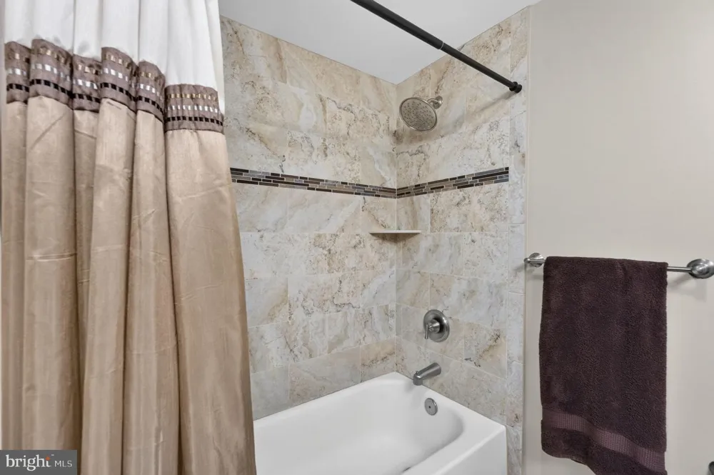 11636 SCOTT MORGAN LANE Lovettsville, VA 20180