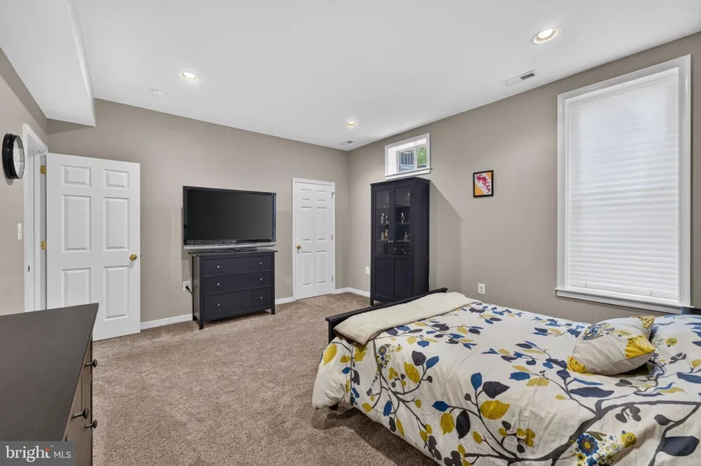 11636 SCOTT MORGAN LANE Lovettsville, VA 20180