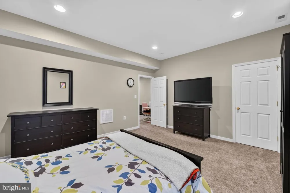 11636 SCOTT MORGAN LANE Lovettsville, VA 20180