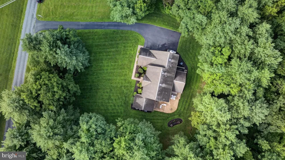 11636 SCOTT MORGAN LANE Lovettsville, VA 20180