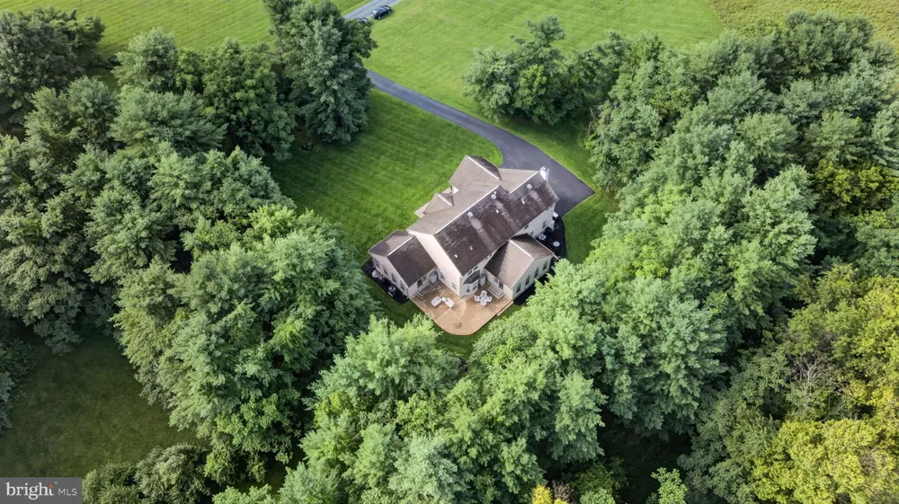 11636 SCOTT MORGAN LANE Lovettsville, VA 20180