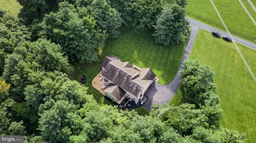 11636 SCOTT MORGAN LANE Lovettsville, VA 20180