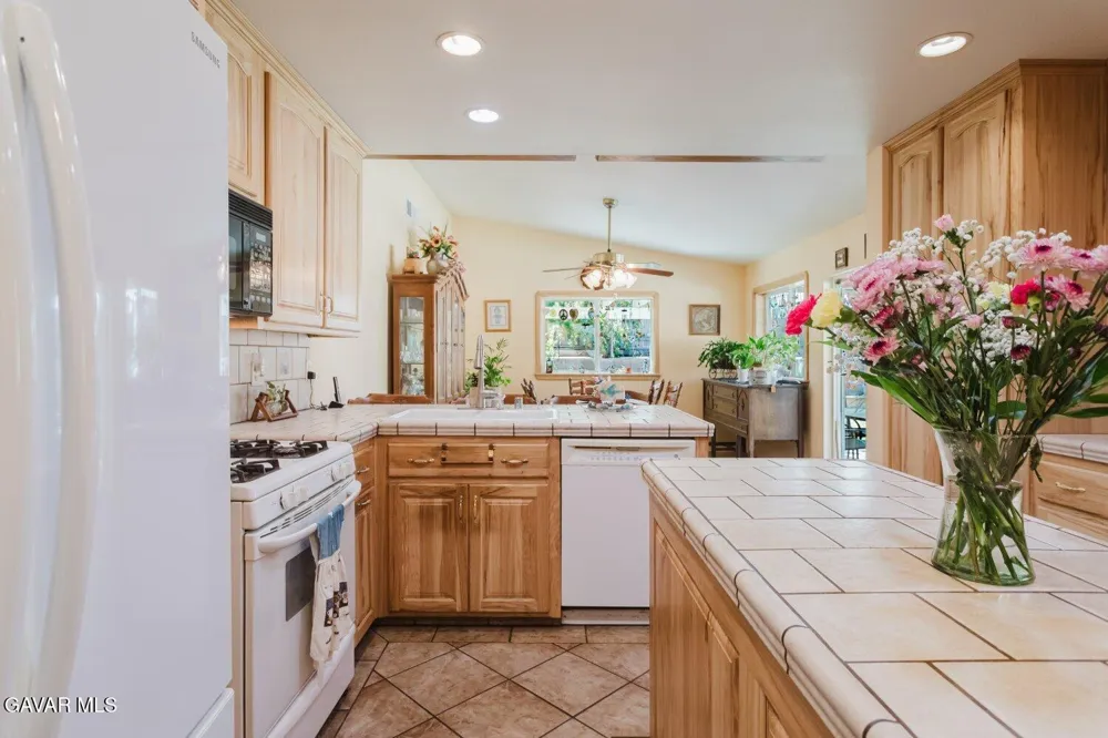 6314 Almond Valley Way Quartz Hill, CA 93536