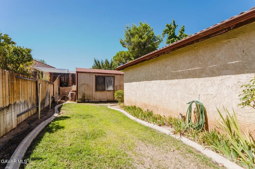 6314 Almond Valley Way Quartz Hill, CA 93536