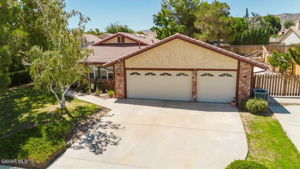 6314 Almond Valley Way Quartz Hill, CA 93536