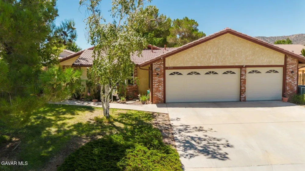 6314 Almond Valley Way Quartz Hill, CA 93536