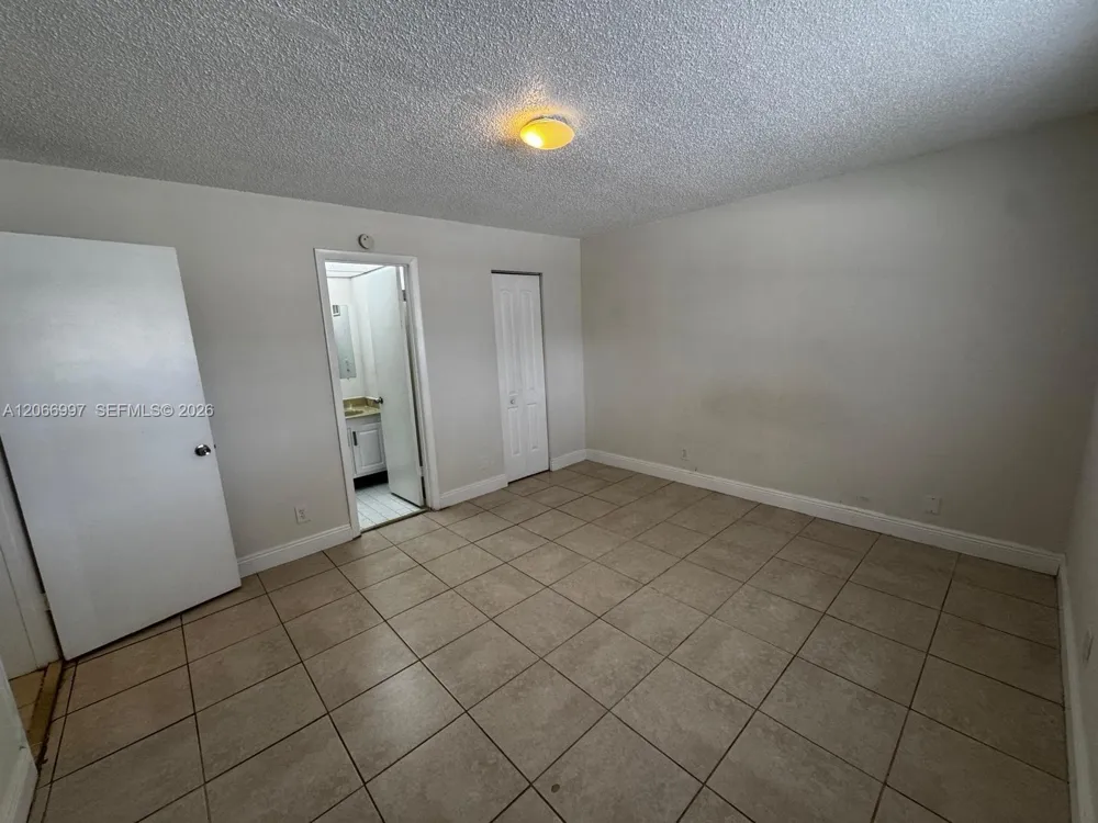 8020 Fairview Dr #107 Tamarac, FL 33321
