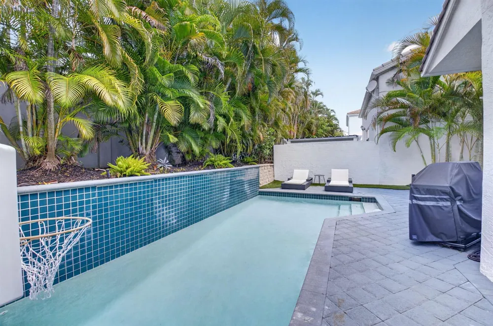 6439 NW 43RD TERRACE Boca Raton, FL 33496