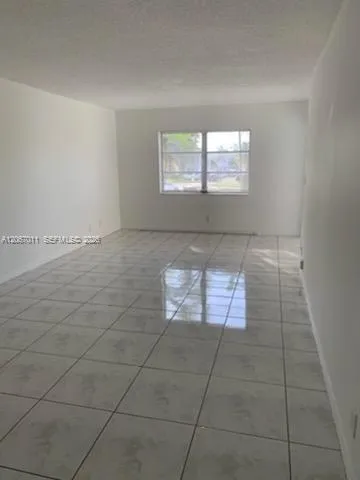 6501 Winfield Blvd #A-49 Margate, FL 33063