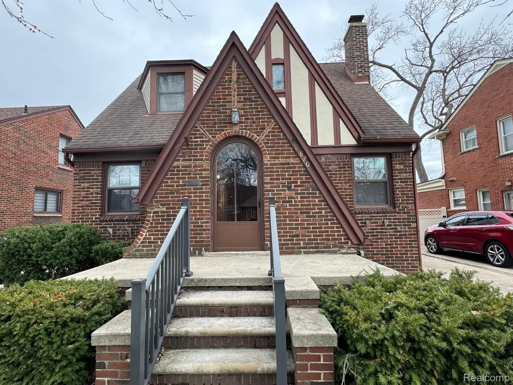 820 WINCHESTER AVENUE Lincoln Park City, MI 48146